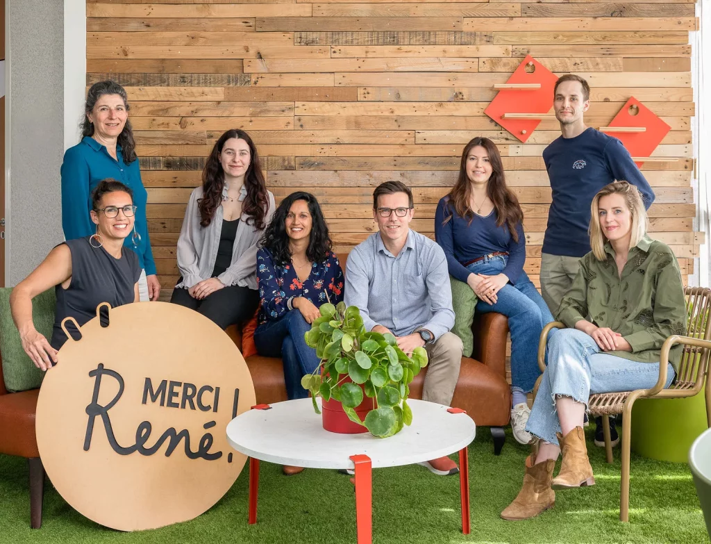 Equipe d'experts en économie circulaire et architectes d'intérieur engagés
